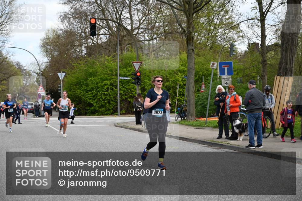 12.04.2026 - 45. Internationalen Wilhelmsburger Insellauf J. Mangold http://msf.ph/oto/9509771 12.04.2026 12:58:35 Ziel 4344, 3889, 3309, 5613, 3525, 5422, 3088, 3255, 5174, 5846, 3286, 3623, 4822, 2015, 3926, 3728, 3728, 4023, 2009, 4875, 5276, 3017, 5111, 5124, 5644, 5718, 2082, 4741, 5191, 4287, 5219, 2068, 3246, 4035 meine-sportfotos.de