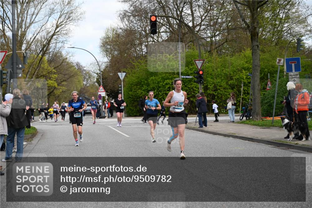 12.04.2026 - 45. Internationalen Wilhelmsburger Insellauf J. Mangold http://msf.ph/oto/9509782 12.04.2026 12:58:38 Ziel 4344, 3889, 3309, 5613, 3525, 5422, 3088, 3255, 5174, 5846, 3286, 3623, 4822, 2015, 3926, 3728, 4023, 2009, 4875, 5276, 5276, 3017, 5111, 5124, 5644, 5718, 2082, 4741, 5191, 4287, 5219, 2068, 3246, 4035, 5244, 4128, 4565 meine-sportfotos.de