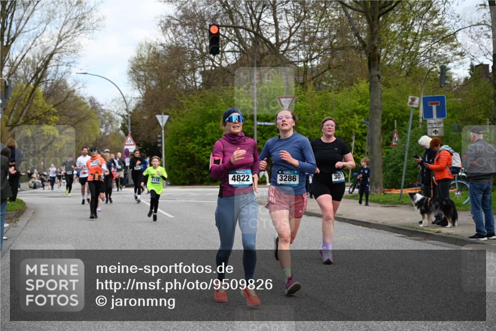 12.04.2026 - 45. Internationalen Wilhelmsburger Insellauf J. Mangold http://msf.ph/oto/9509826 12.04.2026 12:58:45 Ziel 3088, 3255, 5174, 5846, 3286, 3623, 4822, 2015, 3926, 3728, 4023, 2009, 4875, 5276, 3017, 5111, 5124, 5644, 5718, 2082, 4741, 5191, 4287, 5219, 2068, 5219, 2068, 3246, 4035, 5244, 4128, 4565, 5079, 4395, 4187 meine-sportfotos.de