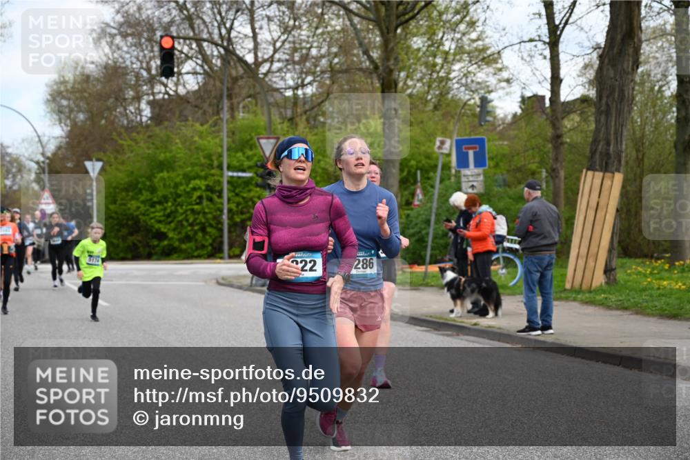 12.04.2026 - 45. Internationalen Wilhelmsburger Insellauf J. Mangold http://msf.ph/oto/9509832 12.04.2026 12:58:45 Ziel 3088, 3255, 5174, 5846, 3286, 3623, 4822, 2015, 3926, 3728, 4023, 2009, 4875, 5276, 3017, 5111, 5124, 5644, 5718, 2082, 4741, 5191, 4287, 5219, 2068, 5219, 2068, 3246, 4035, 5244, 4128, 4565, 5079, 4395, 4187 meine-sportfotos.de