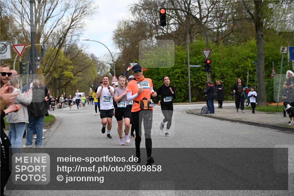 12.04.2026 - 45. Internationalen Wilhelmsburger Insellauf J. Mangold http://msf.ph/oto/9509858 12.04.2026 12:58:49 Ziel 3255, 5174, 5846, 3286, 3623, 4822, 2015, 3926, 3728, 4023, 2009, 4875, 5276, 3017, 5111, 5124, 5644, 5718, 2082, 4741, 5191, 4287, 5219, 2068, 3246, 4035, 5244, 4128, 4565, 5079, 4395, 4187, 5067, 2069, 4761, 5179, 3192 meine-sportfotos.de