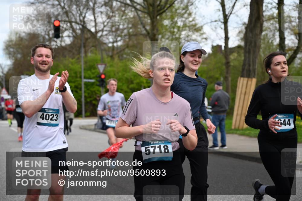 12.04.2026 - 45. Internationalen Wilhelmsburger Insellauf J. Mangold http://msf.ph/oto/9509893 12.04.2026 12:58:52 Ziel 3255, 5174, 5846, 3286, 3623, 4822, 2015, 3926, 3728, 4023, 2009, 4875, 5276, 3017, 3017, 5111, 5124, 5644, 5718, 2082, 4741, 5191, 4287, 5219, 2068, 3246, 4035, 5244, 4128, 4565, 5079, 4395, 4187, 5067, 2069, 4761, 5179, 3192, 5635, 4917, 4171, 4170 meine-sportfotos.de
