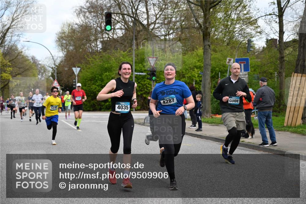 12.04.2026 - 45. Internationalen Wilhelmsburger Insellauf J. Mangold http://msf.ph/oto/9509906 12.04.2026 12:58:57 Ziel 5174, 5846, 3286, 3623, 4822, 2015, 3926, 3728, 4023, 2009, 4875, 5276, 3017, 5111, 5124, 5644, 5718, 2082, 4741, 5191, 4287, 5219, 2068, 5219, 2068, 3246, 4035, 5244, 4128, 4565, 5079, 4395, 4187, 5067, 2069, 4761, 5179, 3192, 5635, 4917, 4171, 4170, 5011, 4781, 4872, 4581 meine-sportfotos.de