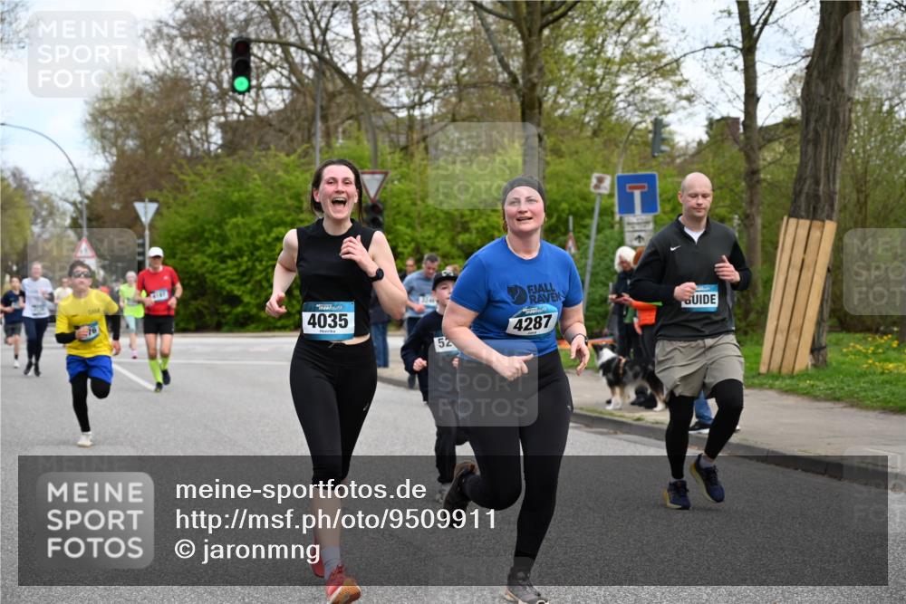 12.04.2026 - 45. Internationalen Wilhelmsburger Insellauf J. Mangold http://msf.ph/oto/9509911 12.04.2026 12:58:57 Ziel 5174, 5846, 3286, 3623, 4822, 2015, 3926, 3728, 4023, 2009, 4875, 5276, 3017, 5111, 5124, 5644, 5718, 2082, 4741, 5191, 4287, 5219, 2068, 5219, 2068, 3246, 4035, 5244, 4128, 4565, 5079, 4395, 4187, 5067, 2069, 4761, 5179, 3192, 5635, 4917, 4171, 4170, 5011, 4781, 4872, 4581 meine-sportfotos.de
