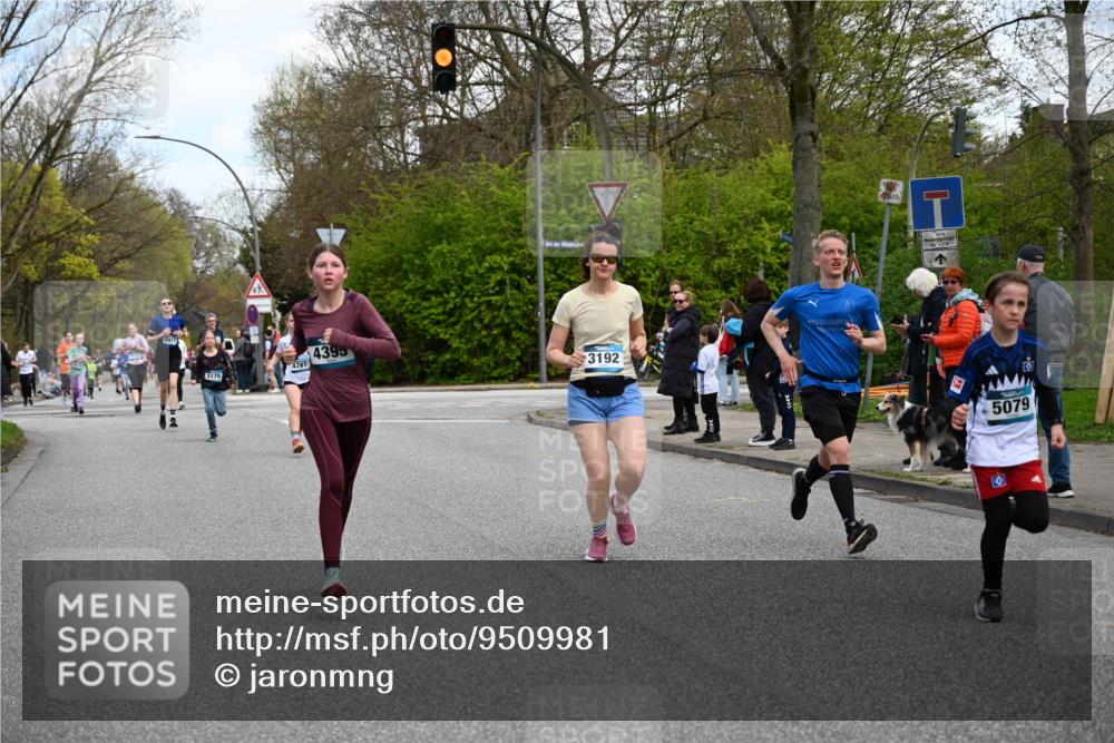 12.04.2026 - 45. Internationalen Wilhelmsburger Insellauf J. Mangold http://msf.ph/oto/9509981 12.04.2026 12:59:08 Ziel 3926, 3728, 4023, 2009, 4875, 5276, 3017, 5111, 5124, 5644, 5718, 2082, 4741, 5191, 4287, 5219, 2068, 3246, 4035, 5244, 4128, 4565, 5079, 4395, 4187, 5067, 2069, 4761, 5179, 3192, 5635, 4917, 4171, 4170, 5011, 4781, 4781, 4872, 4581, 5338, 5339, 2006, 4096, 5081, 4623, 4620 meine-sportfotos.de