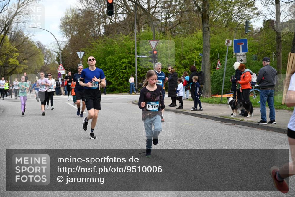 12.04.2026 - 45. Internationalen Wilhelmsburger Insellauf J. Mangold http://msf.ph/oto/9510006 12.04.2026 12:59:14 Ziel 5276, 3017, 5111, 5124, 5644, 5718, 2082, 4741, 5191, 4287, 5219, 2068, 3246, 4035, 5244, 4128, 4565, 5079, 4395, 4187, 5067, 2069, 4761, 5179, 3192, 5635, 4917, 5635, 4917, 4171, 4170, 5011, 4781, 4872, 4581, 5338, 5339, 2006, 4096, 5081, 2006, 4096, 5081, 4623, 4620, 3999, 5183, 5863, 5550, 5074 meine-sportfotos.de