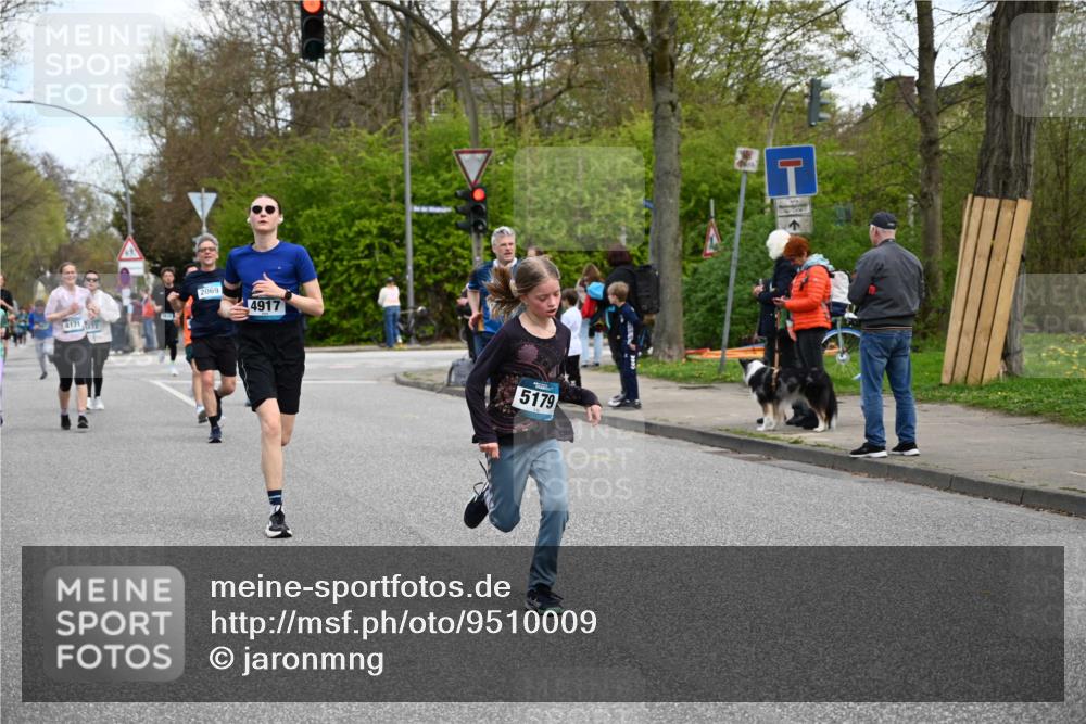 12.04.2026 - 45. Internationalen Wilhelmsburger Insellauf J. Mangold http://msf.ph/oto/9510009 12.04.2026 12:59:14 Ziel 5276, 3017, 5111, 5124, 5644, 5718, 2082, 4741, 5191, 4287, 5219, 2068, 3246, 4035, 5244, 4128, 4565, 5079, 4395, 4187, 5067, 2069, 4761, 5179, 3192, 5635, 4917, 5635, 4917, 4171, 4170, 5011, 4781, 4872, 4581, 5338, 5339, 2006, 4096, 5081, 2006, 4096, 5081, 4623, 4620, 3999, 5183, 5863, 5550, 5074 meine-sportfotos.de