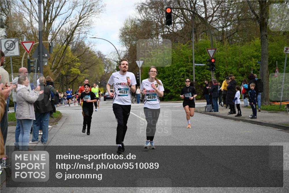 12.04.2026 - 45. Internationalen Wilhelmsburger Insellauf J. Mangold http://msf.ph/oto/9510089 12.04.2026 12:59:26 Ziel 4565, 5079, 4395, 4187, 5067, 2069, 4761, 5179, 3192, 5635, 4917, 4171, 4170, 5011, 4781, 4872, 4581, 5338, 5339, 2006, 4096, 5081, 2006, 4096, 5081, 4623, 4620, 3999, 5183, 5863, 5550, 5074, 5074, 5467, 3972, 2984, 2063, 2735, 5657, 4782, 2117, 2683 meine-sportfotos.de