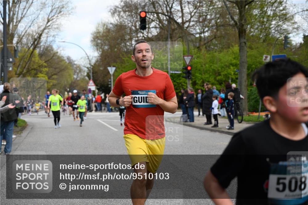 12.04.2026 - 45. Internationalen Wilhelmsburger Insellauf J. Mangold http://msf.ph/oto/9510103 12.04.2026 12:59:30 Ziel 4395, 4187, 5067, 2069, 4761, 5179, 3192, 5635, 4917, 4171, 4170, 5011, 4781, 4872, 4581, 5338, 5339, 2006, 4096, 5081, 4623, 4620, 4620, 3999, 5183, 5863, 5550, 5074, 5467, 3972, 2984, 2984, 2063, 2735, 5657, 4782, 2117, 2683, 4983, 3403, 4530, 5107, 5120, 2291, 5104, 5670, 5145, 5669 meine-sportfotos.de