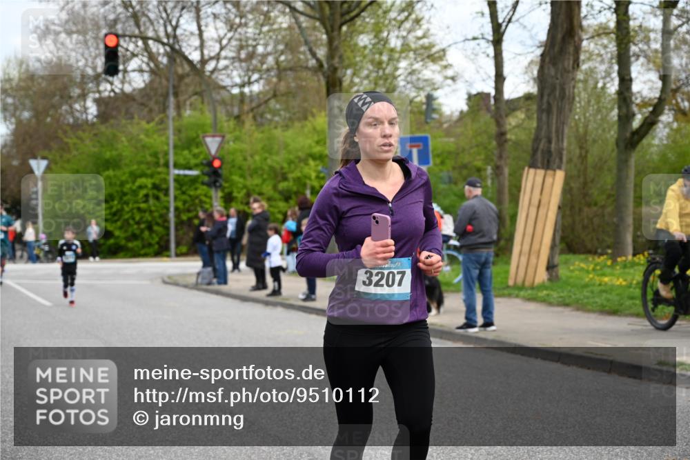 12.04.2026 - 45. Internationalen Wilhelmsburger Insellauf J. Mangold http://msf.ph/oto/9510112 12.04.2026 12:59:32 Ziel 4187, 5067, 2069, 4761, 5179, 3192, 5635, 4917, 4171, 4170, 5011, 4781, 4872, 4581, 5338, 5339, 2006, 4096, 5081, 4623, 4620, 3999, 5183, 5863, 5550, 5074, 5467, 3972, 2984, 2063, 2063, 2735, 5657, 4782, 2117, 2683, 4983, 3403, 4530, 5107, 5120, 2291, 5104, 5670, 5145, 5669, 3212, 3167, 3318, 3314 meine-sportfotos.de