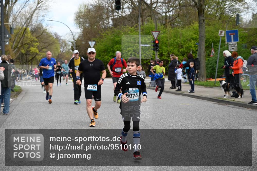 12.04.2026 - 45. Internationalen Wilhelmsburger Insellauf J. Mangold http://msf.ph/oto/9510140 12.04.2026 12:59:38 Ziel 5179, 3192, 5635, 4917, 4171, 4170, 5011, 4781, 4872, 4581, 5338, 5339, 2006, 4096, 5081, 4623, 4620, 3999, 5183, 5863, 5550, 5074, 5074, 5467, 3972, 2984, 2063, 2735, 5657, 4782, 2117, 2683, 2683, 4983, 3403, 4530, 5107, 5120, 2291, 5104, 5670, 5145, 5669, 3212, 3167, 3318, 3314, 3165, 4698, 4962, 5798 meine-sportfotos.de