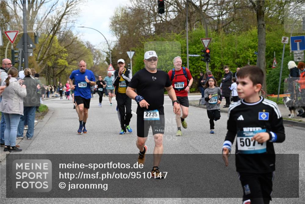 12.04.2026 - 45. Internationalen Wilhelmsburger Insellauf J. Mangold http://msf.ph/oto/9510147 12.04.2026 12:59:39 Ziel 5635, 4917, 4171, 4170, 5011, 4781, 4872, 4581, 5338, 5339, 2006, 4096, 5081, 4623, 4620, 3999, 5183, 5863, 5550, 5074, 5467, 5467, 3972, 2984, 2063, 2735, 5657, 4782, 2117, 2683, 4983, 3403, 4983, 3403, 4530, 5107, 5120, 2291, 5104, 5670, 5145, 5669, 3212, 3167, 3318, 3314, 3165, 4698, 4962, 5798 meine-sportfotos.de