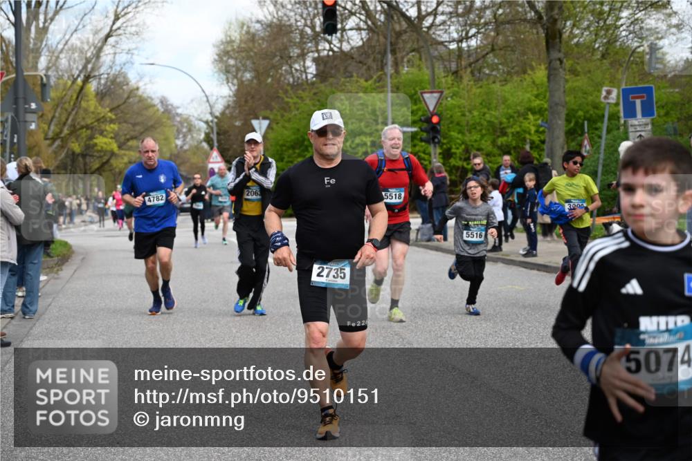 12.04.2026 - 45. Internationalen Wilhelmsburger Insellauf J. Mangold http://msf.ph/oto/9510151 12.04.2026 12:59:39 Ziel 5635, 4917, 4171, 4170, 5011, 4781, 4872, 4581, 5338, 5339, 2006, 4096, 5081, 4623, 4620, 3999, 5183, 5863, 5550, 5074, 5467, 5467, 3972, 2984, 2063, 2735, 5657, 4782, 2117, 2683, 4983, 3403, 4983, 3403, 4530, 5107, 5120, 2291, 5104, 5670, 5145, 5669, 3212, 3167, 3318, 3314, 3165, 4698, 4962, 5798 meine-sportfotos.de