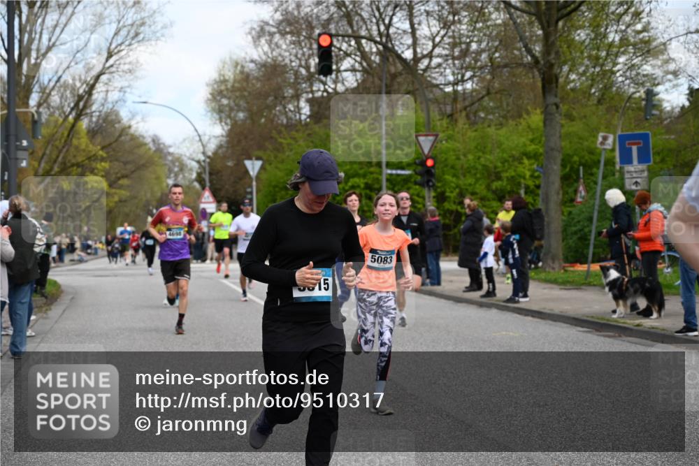 12.04.2026 - 45. Internationalen Wilhelmsburger Insellauf J. Mangold http://msf.ph/oto/9510317 12.04.2026 13:00:08 Ziel 2063, 2735, 5657, 4782, 2117, 2683, 4983, 3403, 4530, 5107, 5120, 2291, 5104, 5670, 5145, 5669, 3212, 3167, 3318, 3314, 3165, 4698, 4962, 5798, 4074, 5828, 5610, 5083, 4410, 3378, 5012, 2303, 4997, 4397, 5854, 5737, 5412, 4826 meine-sportfotos.de