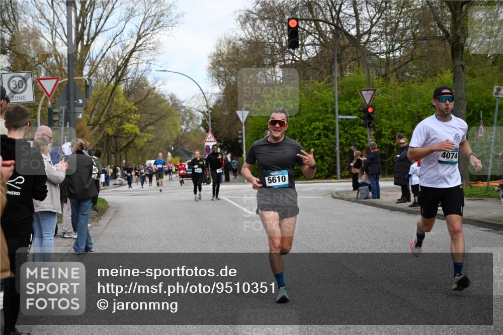 12.04.2026 - 45. Internationalen Wilhelmsburger Insellauf J. Mangold http://msf.ph/oto/9510351 12.04.2026 13:00:12 Ziel 4782, 2117, 2683, 4983, 3403, 4530, 5107, 5120, 2291, 5104, 5670, 5145, 5669, 3212, 3167, 3318, 3314, 3165, 4698, 4962, 5798, 4074, 5828, 5610, 5083, 4410, 3378, 5012, 2303, 4997, 4397, 5854, 5737, 5412, 4826, 3136, 4098, 4468, 2964 meine-sportfotos.de