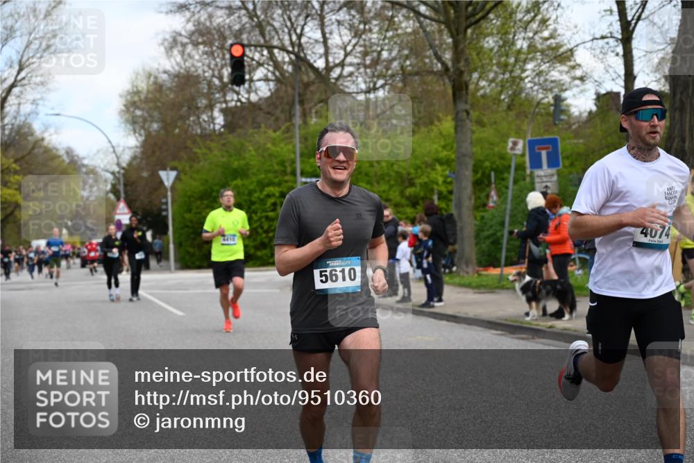 12.04.2026 - 45. Internationalen Wilhelmsburger Insellauf J. Mangold http://msf.ph/oto/9510360 12.04.2026 13:00:13 Ziel 2683, 4983, 3403, 4530, 5107, 5120, 2291, 5104, 5670, 5145, 5669, 3212, 3167, 3318, 3314, 3165, 4698, 4962, 5798, 4074, 5828, 5610, 5083, 4410, 3378, 5012, 2303, 4997, 4397, 2303, 4997, 4397, 5854, 5737, 5412, 4826, 3136, 4098, 4468, 2964, 5311 meine-sportfotos.de
