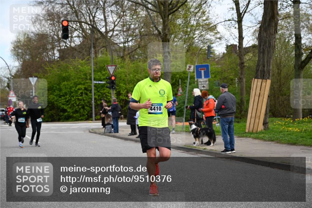 12.04.2026 - 45. Internationalen Wilhelmsburger Insellauf J. Mangold http://msf.ph/oto/9510376 12.04.2026 13:00:15 Ziel 2683, 4983, 3403, 4530, 5107, 5120, 2291, 5104, 5670, 5145, 5669, 3212, 3167, 3318, 3314, 3165, 4698, 4962, 5798, 4074, 5828, 5610, 5083, 4410, 3378, 5012, 2303, 4997, 4397, 5854, 5854, 5737, 5412, 4826, 3136, 4098, 4468, 2964, 5311, 4707 meine-sportfotos.de