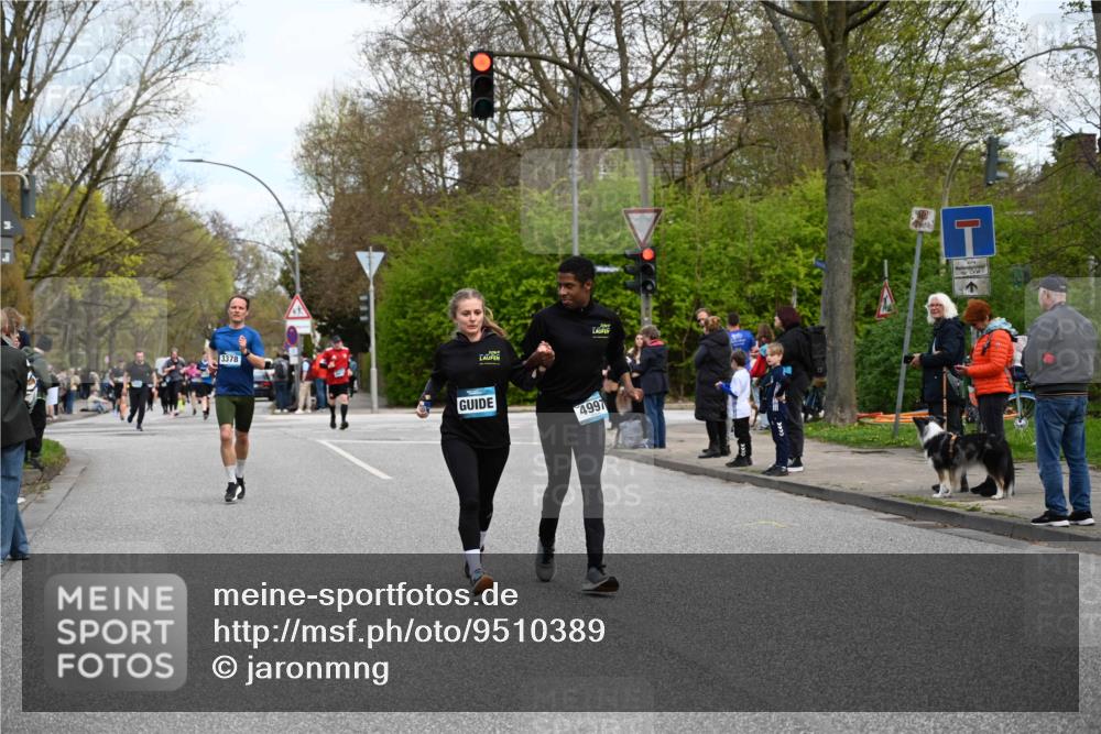 12.04.2026 - 45. Internationalen Wilhelmsburger Insellauf J. Mangold http://msf.ph/oto/9510389 12.04.2026 13:00:19 Ziel 3212, 3167, 3318, 3314, 3165, 4698, 4962, 5798, 4074, 5828, 5610, 5083, 4410, 3378, 5012, 2303, 4997, 4397, 5854, 5737, 5412, 4826, 3136, 4098, 4468, 2964, 5311, 4707, 4696, 5777, 3166, 4702 meine-sportfotos.de