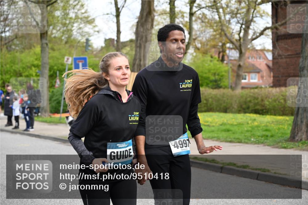 12.04.2026 - 45. Internationalen Wilhelmsburger Insellauf J. Mangold http://msf.ph/oto/9510418 12.04.2026 13:00:21 Ziel 3167, 3318, 3314, 3165, 4698, 4962, 5798, 4074, 5828, 5610, 5083, 4410, 3378, 5012, 2303, 4997, 4397, 5854, 5737, 5412, 4826, 3136, 4098, 3136, 4098, 4468, 2964, 5311, 4707, 4696, 5777, 3166, 4702, 4407, 4827 meine-sportfotos.de
