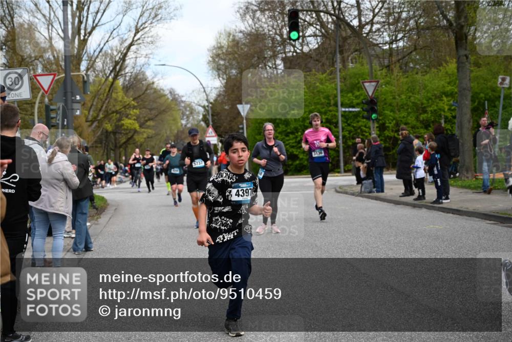12.04.2026 - 45. Internationalen Wilhelmsburger Insellauf J. Mangold http://msf.ph/oto/9510459 12.04.2026 13:00:32 Ziel 5083, 4410, 3378, 5012, 2303, 4997, 4397, 5854, 5737, 5412, 4826, 5412, 4826, 3136, 4098, 4468, 2964, 5311, 4707, 4696, 5777, 3166, 4702, 4407, 4407, 4827, 4622, 5799, 4537, 4538, 4830, 4354, 4772, 4355, 5106, 4332, 5765 meine-sportfotos.de