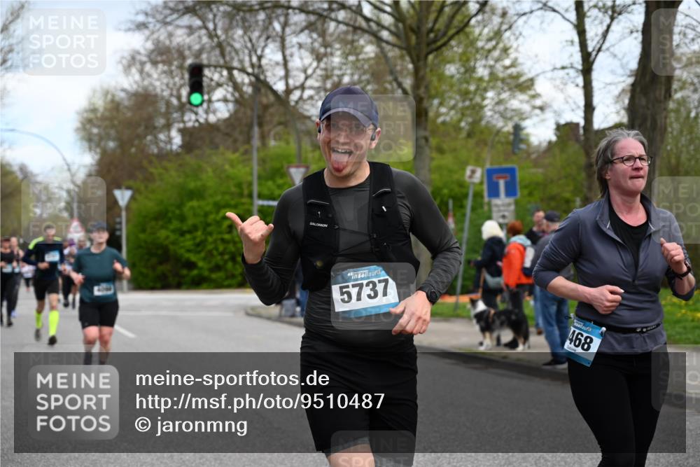 12.04.2026 - 45. Internationalen Wilhelmsburger Insellauf J. Mangold http://msf.ph/oto/9510487 12.04.2026 13:00:36 Ziel 3378, 5012, 2303, 4997, 4397, 5854, 5737, 5412, 4826, 3136, 4098, 4468, 2964, 4468, 2964, 5311, 4707, 4696, 5777, 3166, 4702, 4407, 4827, 4622, 5799, 4537, 4538, 4830, 4354, 4772, 4355, 5106, 4332, 5765, 4944, 4546, 5485, 4625, 4637, 3436 meine-sportfotos.de