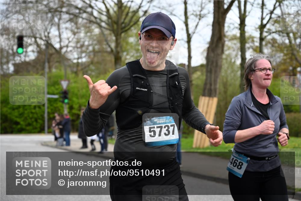 12.04.2026 - 45. Internationalen Wilhelmsburger Insellauf J. Mangold http://msf.ph/oto/9510491 12.04.2026 13:00:36 Ziel 3378, 5012, 2303, 4997, 4397, 5854, 5737, 5412, 4826, 3136, 4098, 4468, 2964, 4468, 2964, 5311, 4707, 4696, 5777, 3166, 4702, 4407, 4827, 4622, 5799, 4537, 4538, 4830, 4354, 4772, 4355, 5106, 4332, 5765, 4944, 4546, 5485, 4625, 4637, 3436 meine-sportfotos.de