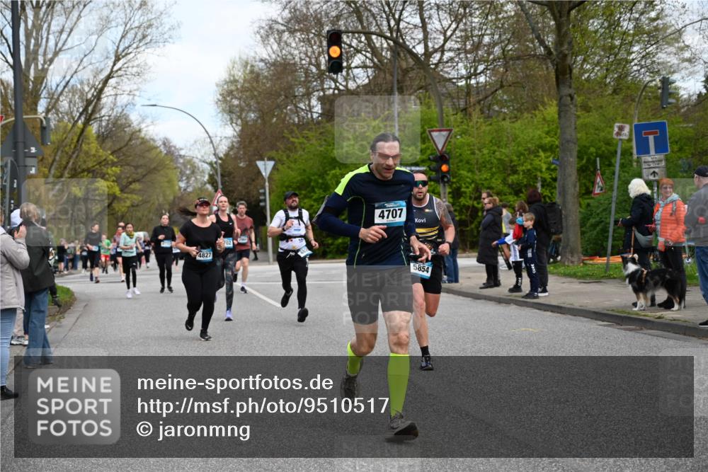 12.04.2026 - 45. Internationalen Wilhelmsburger Insellauf J. Mangold http://msf.ph/oto/9510517 12.04.2026 13:00:40 Ziel 3378, 5012, 2303, 4997, 4397, 5854, 5737, 5412, 4826, 3136, 4098, 4468, 2964, 5311, 4707, 4696, 5777, 3166, 4702, 4407, 4827, 4622, 5799, 4537, 4538, 5799, 4537, 4538, 4830, 4354, 4772, 4355, 5106, 4332, 5765, 4944, 4546, 5485, 4625, 4637, 3436, 3437, 2578, 4937, 5135, 5186, 4765 meine-sportfotos.de