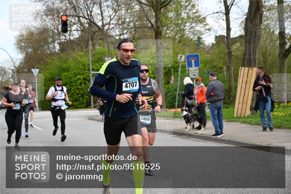12.04.2026 - 45. Internationalen Wilhelmsburger Insellauf J. Mangold http://msf.ph/oto/9510525 12.04.2026 13:00:40 Ziel 3378, 5012, 2303, 4997, 4397, 5854, 5737, 5412, 4826, 3136, 4098, 4468, 2964, 5311, 4707, 4696, 5777, 3166, 4702, 4407, 4827, 4622, 5799, 4537, 4538, 5799, 4537, 4538, 4830, 4354, 4772, 4355, 5106, 4332, 5765, 4944, 4546, 5485, 4625, 4637, 3436, 3437, 2578, 4937, 5135, 5186, 4765 meine-sportfotos.de