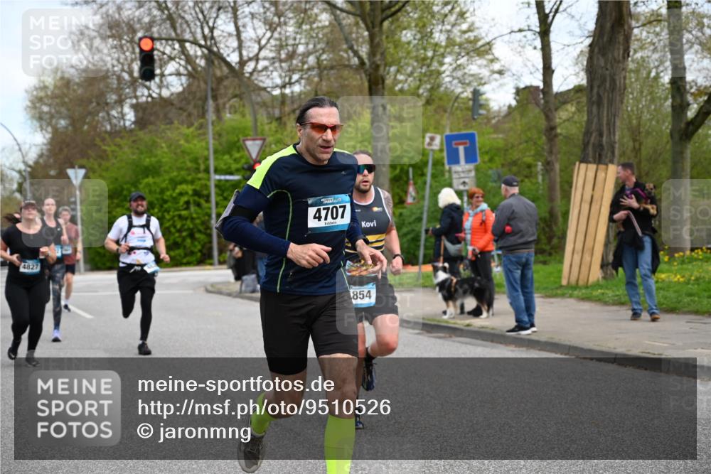 12.04.2026 - 45. Internationalen Wilhelmsburger Insellauf J. Mangold http://msf.ph/oto/9510526 12.04.2026 13:00:40 Ziel 3378, 5012, 2303, 4997, 4397, 5854, 5737, 5412, 4826, 3136, 4098, 4468, 2964, 5311, 4707, 4696, 5777, 3166, 4702, 4407, 4827, 4622, 5799, 4537, 4538, 5799, 4537, 4538, 4830, 4354, 4772, 4355, 5106, 4332, 5765, 4944, 4546, 5485, 4625, 4637, 3436, 3437, 2578, 4937, 5135, 5186, 4765 meine-sportfotos.de