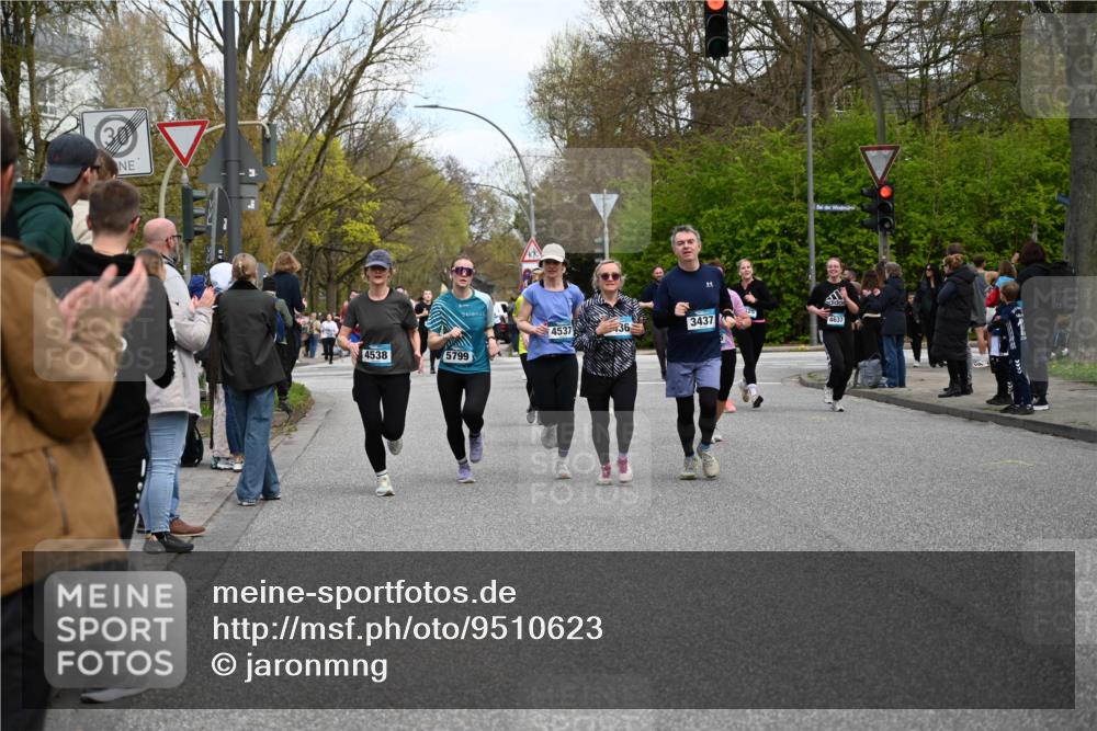 12.04.2026 - 45. Internationalen Wilhelmsburger Insellauf J. Mangold http://msf.ph/oto/9510623 12.04.2026 13:00:54 Ziel 5737, 5412, 4826, 3136, 4098, 4468, 2964, 5311, 4707, 4696, 5777, 3166, 4702, 4407, 4827, 4622, 5799, 4537, 4538, 4830, 4354, 4772, 4830, 4354, 4772, 4355, 5106, 4332, 5765, 4944, 4546, 5485, 4625, 4637, 3436, 3437, 2578, 4937, 5135, 5186, 4765, 5167, 5167, 4869, 5636, 3954, 5182, 4778, 5692, 4644, 4925, 5351, 5140, 4965, 3154, 4754, 4890, 4888, 4889, 5349, 3726, 5679 meine-sportfotos.de