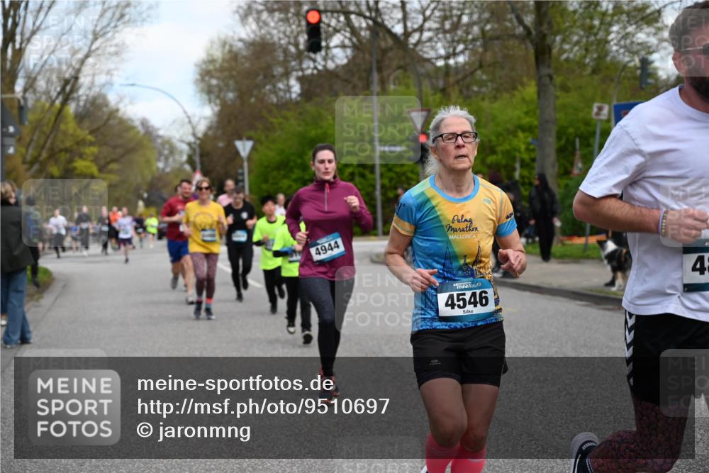 12.04.2026 - 45. Internationalen Wilhelmsburger Insellauf J. Mangold http://msf.ph/oto/9510697 12.04.2026 13:01:02 Ziel 5311, 4707, 4696, 5777, 3166, 4702, 4407, 4827, 4622, 5799, 4537, 4538, 4830, 4354, 4772, 4355, 5106, 4332, 5765, 4944, 4546, 5485, 4625, 4637, 3436, 3437, 2578, 4937, 5135, 5186, 4765, 5167, 4869, 5636, 3954, 5182, 4778, 5692, 4644, 4925, 5351, 5140, 4965, 3154, 4754, 3154, 4754, 4890, 4888, 4889, 5349, 3726, 5679, 5472, 5807, 5782, 4666, 5781, 5796, 2675 meine-sportfotos.de