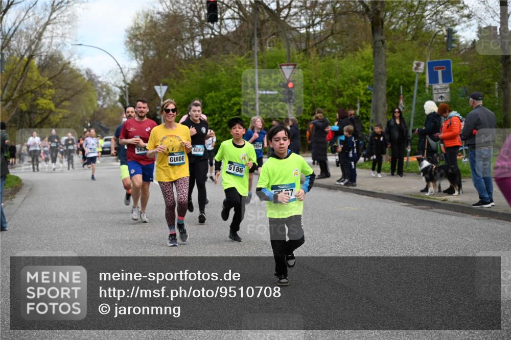 12.04.2026 - 45. Internationalen Wilhelmsburger Insellauf J. Mangold http://msf.ph/oto/9510708 12.04.2026 13:01:04 Ziel 4696, 5777, 3166, 4702, 4407, 4827, 4622, 5799, 4537, 4538, 4830, 4354, 4772, 4355, 5106, 4332, 5765, 4944, 4546, 5485, 4625, 4637, 3436, 3437, 2578, 4937, 5135, 5186, 4765, 5186, 4765, 5167, 4869, 5636, 3954, 5182, 4778, 5692, 4644, 4925, 5351, 5140, 4965, 3154, 4754, 4890, 4888, 4889, 5349, 3726, 4890, 4888, 4889, 5349, 3726, 5679, 5472, 5807, 5782, 4666, 5781, 5796, 2675, 2736 meine-sportfotos.de