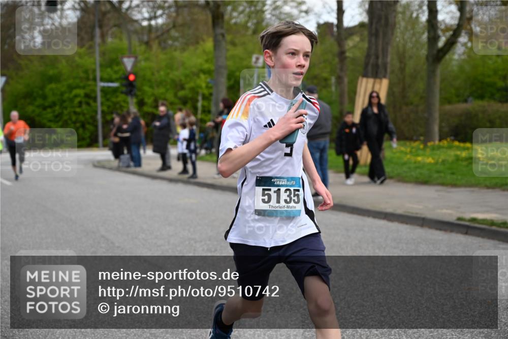 12.04.2026 - 45. Internationalen Wilhelmsburger Insellauf J. Mangold http://msf.ph/oto/9510742 12.04.2026 13:01:10 Ziel 4827, 4622, 5799, 4537, 4538, 4830, 4354, 4772, 4355, 5106, 4332, 5765, 4944, 4546, 5485, 4625, 4637, 3436, 3437, 2578, 4937, 5135, 5186, 4765, 5167, 4869, 5636, 3954, 5182, 4778, 5692, 4644, 5692, 4644, 4925, 5351, 5140, 4965, 3154, 4754, 4890, 4888, 4889, 5349, 3726, 5679, 5472, 5807, 5782, 4666, 5781, 5782, 4666, 5781, 5796, 2675, 2736, 3995 meine-sportfotos.de