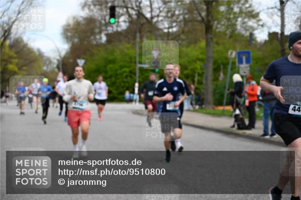 12.04.2026 - 45. Internationalen Wilhelmsburger Insellauf J. Mangold http://msf.ph/oto/9510800 12.04.2026 13:01:21 Ziel 5765, 4944, 4546, 5485, 4625, 4637, 3436, 3437, 2578, 4937, 5135, 5186, 4765, 5167, 4869, 5636, 3954, 5182, 4778, 5692, 4644, 4925, 5351, 5140, 4965, 3154, 4754, 4890, 4888, 4889, 5349, 3726, 5679, 5472, 5807, 5807, 5782, 4666, 5781, 5796, 2675, 2736, 3995, 5188, 5852, 3626, 5409, 5059, 2083, 5176 meine-sportfotos.de