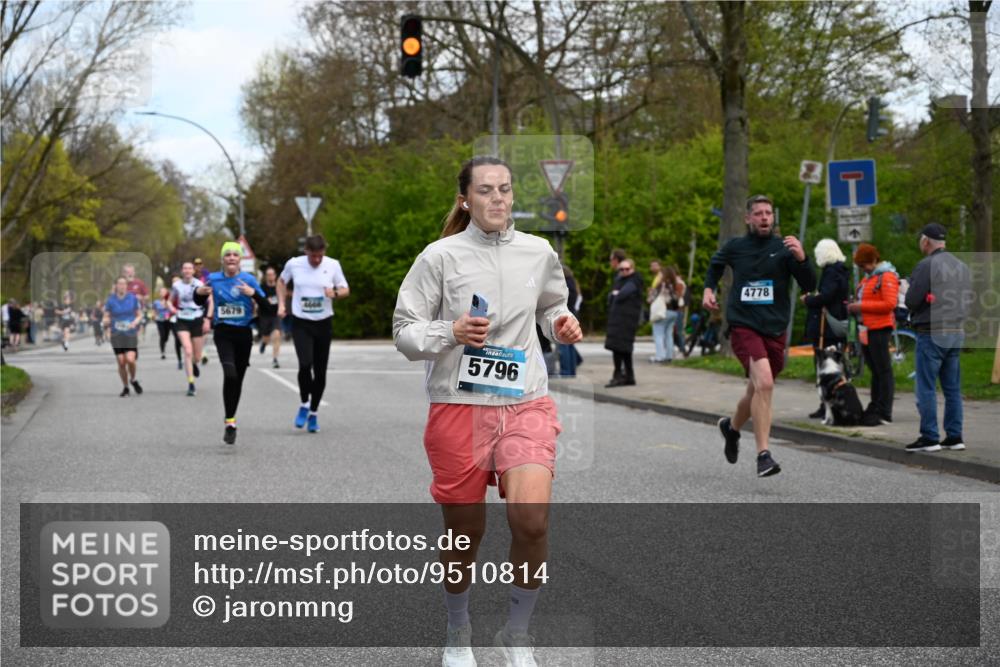 12.04.2026 - 45. Internationalen Wilhelmsburger Insellauf J. Mangold http://msf.ph/oto/9510814 12.04.2026 13:01:22 Ziel 4944, 4546, 5485, 4625, 4637, 3436, 3437, 2578, 4937, 5135, 5186, 4765, 5167, 4869, 5636, 3954, 5182, 4778, 5692, 4644, 4925, 5351, 5140, 4965, 3154, 4754, 4890, 4888, 4889, 5349, 3726, 5679, 5472, 5807, 5782, 4666, 5781, 5782, 4666, 5781, 5796, 2675, 2736, 3995, 3995, 5188, 5852, 3626, 5409, 5059, 2083, 5176 meine-sportfotos.de