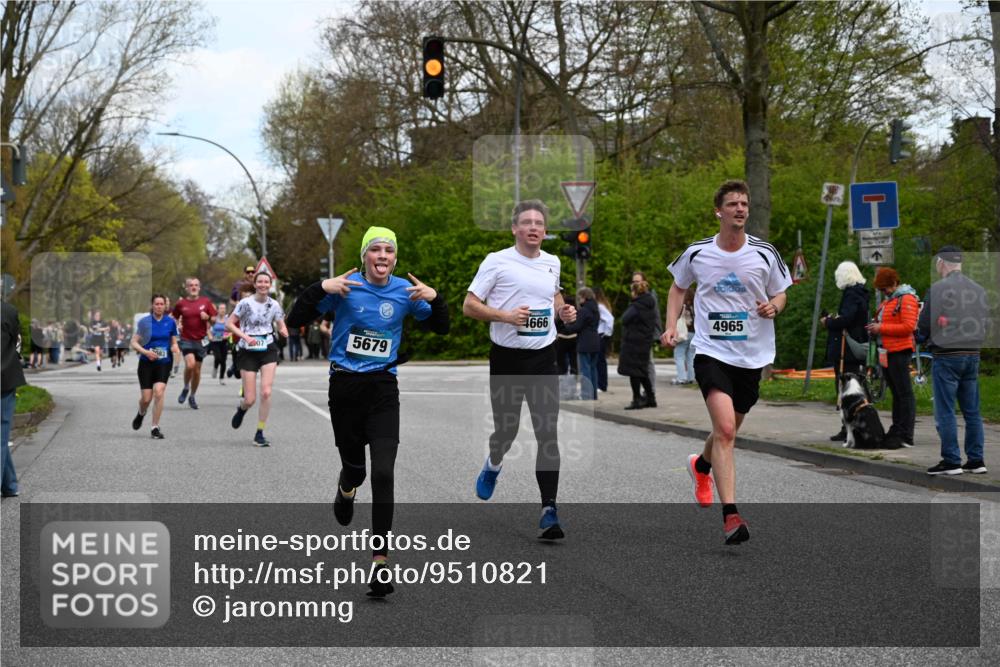 12.04.2026 - 45. Internationalen Wilhelmsburger Insellauf J. Mangold http://msf.ph/oto/9510821 12.04.2026 13:01:24 Ziel 5485, 4625, 4637, 3436, 3437, 2578, 4937, 5135, 5186, 4765, 5167, 4869, 5636, 3954, 5182, 4778, 5692, 4644, 4925, 5351, 5140, 4965, 3154, 4754, 4890, 4888, 4889, 5349, 3726, 5679, 5472, 5807, 5782, 4666, 5781, 5796, 2675, 2736, 3995, 5188, 5852, 3626, 5409, 5059, 2083, 5176, 4423 meine-sportfotos.de