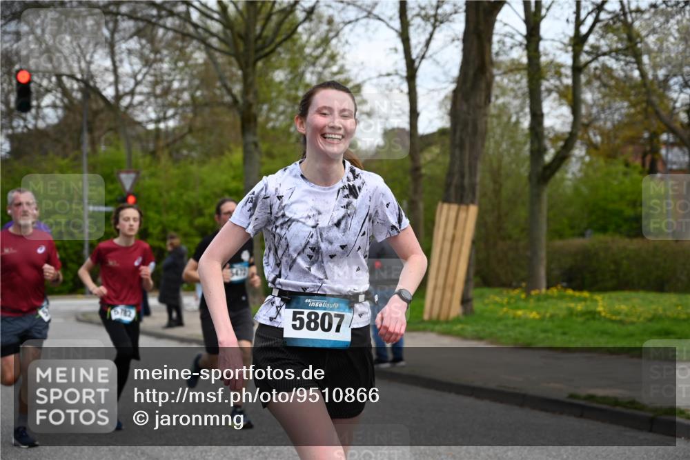 12.04.2026 - 45. Internationalen Wilhelmsburger Insellauf J. Mangold http://msf.ph/oto/9510866 12.04.2026 13:01:29 Ziel 5186, 4765, 5167, 4869, 5636, 3954, 5182, 4778, 5692, 4644, 4925, 5351, 5140, 4965, 3154, 4754, 4890, 4888, 4889, 5349, 3726, 5679, 5472, 5807, 5782, 4666, 5781, 5796, 2675, 2736, 3995, 5188, 5852, 3626, 5409, 5059, 2083, 5176, 4423, 2185, 5100, 4422 meine-sportfotos.de