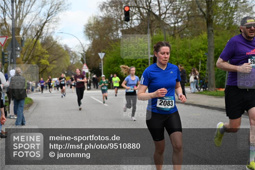 12.04.2026 - 45. Internationalen Wilhelmsburger Insellauf J. Mangold http://msf.ph/oto/9510880 12.04.2026 13:01:31 Ziel 5167, 4869, 5636, 3954, 5182, 4778, 5692, 4644, 4925, 5351, 5140, 4965, 3154, 4754, 4890, 4888, 4889, 5349, 3726, 5679, 5472, 5807, 5782, 4666, 5781, 5796, 2675, 2736, 3995, 5188, 5852, 3626, 5409, 5059, 2083, 5176, 4423, 2185, 5100, 4422, 2733, 4433 meine-sportfotos.de