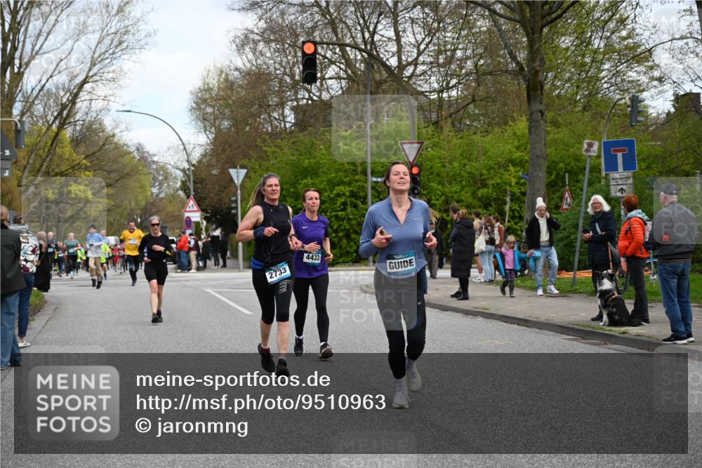 12.04.2026 - 45. Internationalen Wilhelmsburger Insellauf J. Mangold http://msf.ph/oto/9510963 12.04.2026 13:01:46 Ziel 5807, 5782, 4666, 5781, 5796, 2675, 2736, 3995, 5188, 5852, 3626, 5409, 5059, 2083, 5176, 4423, 2185, 5100, 4422, 2733, 4433, 2738, 3129, 3616, 5181, 5117, 3663, 5540, 5137, 4527, 4606, 5455, 4817, 4818, 4966, 2278, 2292, 2057, 5068, 3858, 3859, 4525 meine-sportfotos.de