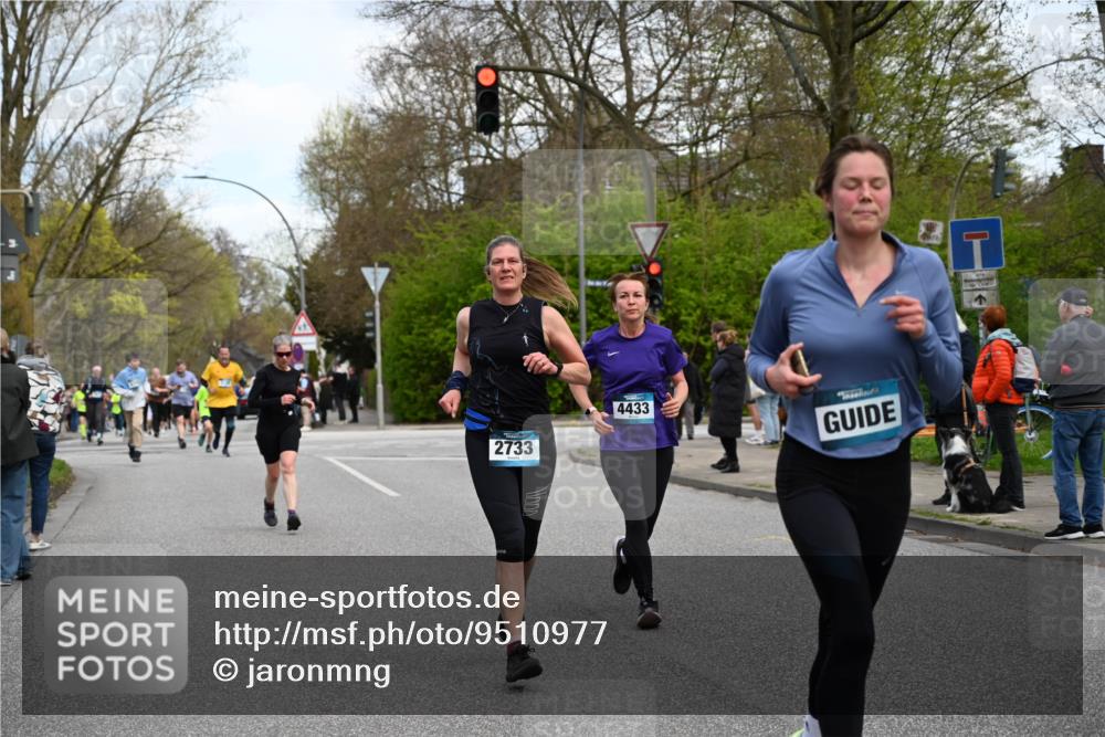 12.04.2026 - 45. Internationalen Wilhelmsburger Insellauf J. Mangold http://msf.ph/oto/9510977 12.04.2026 13:01:47 Ziel 5782, 4666, 5781, 5796, 2675, 2736, 3995, 5188, 5852, 3626, 5409, 5059, 2083, 5176, 4423, 4423, 2185, 5100, 4422, 2733, 4433, 2738, 3129, 3129, 3616, 5181, 5117, 3663, 5540, 5137, 4527, 4606, 5455, 4817, 4818, 4966, 2278, 2292, 2057, 5068, 3858, 3859, 4525, 4072, 2086, 5827 meine-sportfotos.de