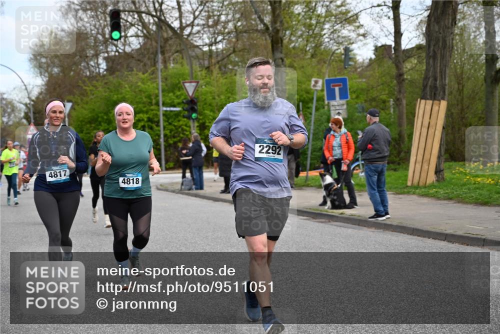 12.04.2026 - 45. Internationalen Wilhelmsburger Insellauf J. Mangold http://msf.ph/oto/9511051 12.04.2026 13:02:01 Ziel 5188, 5852, 3626, 5409, 5059, 2083, 5176, 4423, 2185, 5100, 4422, 2733, 4433, 2738, 3129, 3616, 5181, 5117, 3663, 5540, 5137, 4527, 4606, 5455, 4817, 4818, 4966, 2278, 2292, 2057, 5068, 3858, 3859, 4525, 4072, 2086, 5827, 4310, 4308, 5165, 5165, 4584, 5123, 5177, 5178, 5658, 4235, 3128, 5175, 3510, 4618, 4617, 4990, 3170, 4719, 4854 meine-sportfotos.de