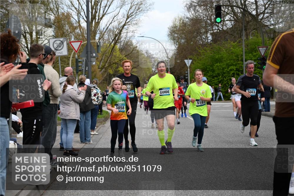 12.04.2026 - 45. Internationalen Wilhelmsburger Insellauf J. Mangold http://msf.ph/oto/9511079 12.04.2026 13:02:06 Ziel 2083, 5176, 4423, 2185, 5100, 4422, 2733, 4433, 2738, 3129, 3616, 5181, 5117, 3663, 5540, 5137, 4527, 4606, 5455, 4817, 4818, 4817, 4818, 4966, 2278, 2292, 2057, 5068, 3858, 3859, 4525, 4072, 2086, 5827, 4310, 4308, 5165, 4584, 5123, 5177, 5178, 5177, 5178, 5658, 4235, 3128, 5175, 3510, 4618, 4617, 4990, 3170, 4719, 4854, 3761, 4253, 5022, 4239, 3618, 3784, 5329, 5330, 4099 meine-sportfotos.de