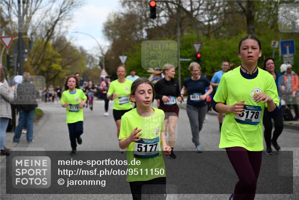 12.04.2026 - 45. Internationalen Wilhelmsburger Insellauf J. Mangold http://msf.ph/oto/9511150 12.04.2026 13:02:14 Ziel 2185, 5100, 4422, 2733, 4433, 2738, 3129, 3616, 5181, 5117, 3663, 5540, 5137, 4527, 4606, 5455, 4817, 4818, 4966, 2278, 2292, 2057, 5068, 3858, 3859, 4525, 4072, 2086, 5827, 4310, 4308, 5165, 4584, 5123, 5177, 5178, 5658, 4235, 3128, 5175, 3510, 4618, 4617, 4990, 3170, 4719, 4854, 3761, 3761, 4253, 5022, 4239, 3618, 3784, 5329, 5330, 4099, 4576, 4100, 2023, 5091, 5072, 5061, 4858, 5730, 4760, 5197 meine-sportfotos.de