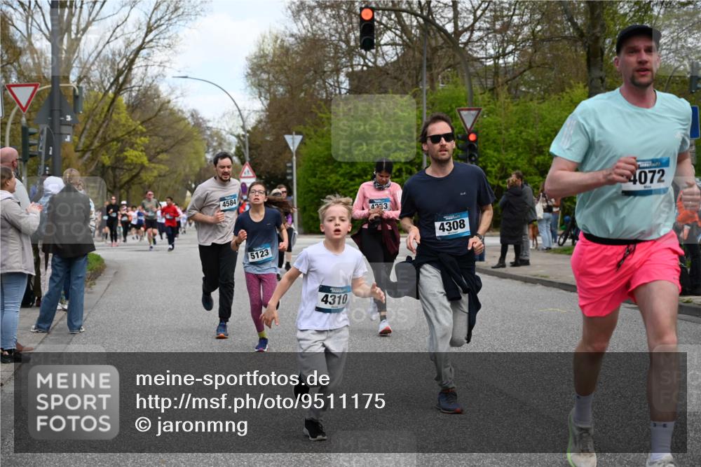 12.04.2026 - 45. Internationalen Wilhelmsburger Insellauf J. Mangold http://msf.ph/oto/9511175 12.04.2026 13:02:19 Ziel 2733, 4433, 2738, 3129, 3616, 5181, 5117, 3663, 5540, 5137, 4527, 4606, 5455, 4817, 4818, 4966, 2278, 2292, 2057, 5068, 3858, 3859, 4525, 4072, 2086, 5827, 4310, 4308, 5165, 4584, 5123, 5177, 5178, 5658, 5658, 4235, 3128, 5175, 3510, 4618, 4617, 4990, 3170, 4719, 4854, 3761, 4253, 5022, 4239, 3618, 3784, 5329, 5330, 4099, 4576, 4100, 4576, 4100, 2023, 5091, 5072, 5061, 4858, 5730, 4760, 5197, 5077, 5151, 4805, 4797 meine-sportfotos.de