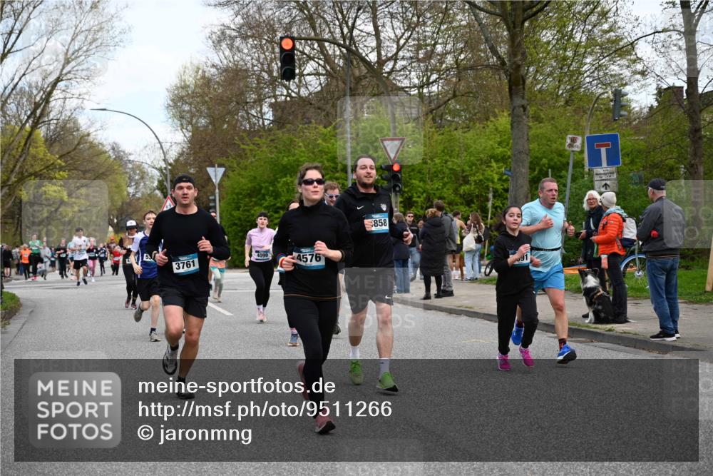 12.04.2026 - 45. Internationalen Wilhelmsburger Insellauf J. Mangold http://msf.ph/oto/9511266 12.04.2026 13:02:31 Ziel 4817, 4818, 4966, 2278, 2292, 2057, 5068, 3858, 3859, 4525, 4072, 2086, 5827, 4310, 4308, 5165, 4584, 5123, 5177, 5178, 5658, 4235, 3128, 5175, 3510, 4618, 4617, 4990, 3170, 4719, 4854, 3761, 4253, 5022, 4239, 3618, 3784, 5329, 5330, 4099, 4576, 4100, 4576, 4100, 2023, 5091, 5072, 5061, 4858, 5730, 4760, 5197, 5077, 5151, 4805, 4797, 4123, 4650, 5162, 4816, 3454, 3062, 4523, 2704, 4413, 5428, 2938, 5116, 4267, 2939 meine-sportfotos.de