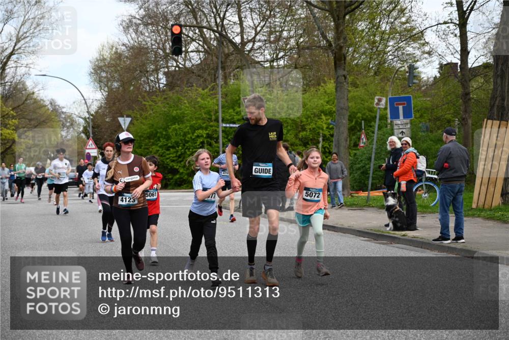 12.04.2026 - 45. Internationalen Wilhelmsburger Insellauf J. Mangold http://msf.ph/oto/9511313 12.04.2026 13:02:37 Ziel 4310, 4308, 5165, 4584, 5123, 5177, 5178, 5658, 4235, 3128, 5175, 3510, 4618, 4617, 4990, 3170, 4719, 4854, 3761, 4253, 5022, 4239, 3618, 3784, 5329, 5330, 4099, 4576, 4100, 2023, 5091, 5072, 5061, 4858, 5730, 5061, 4858, 5730, 4760, 5197, 5077, 5151, 4805, 4797, 4123, 4650, 5162, 4816, 3454, 3062, 4523, 2704, 4413, 5428, 2938, 5116, 4267, 2939, 5138, 3489, 5683 meine-sportfotos.de