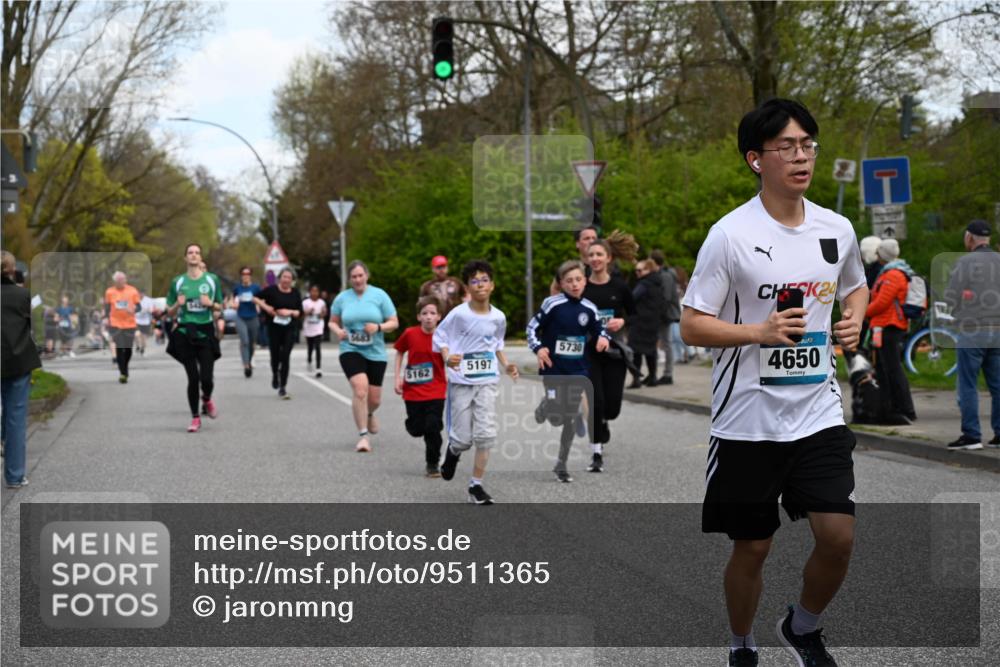 12.04.2026 - 45. Internationalen Wilhelmsburger Insellauf J. Mangold http://msf.ph/oto/9511365 12.04.2026 13:02:45 Ziel 4235, 3128, 5175, 3510, 4618, 4617, 4990, 3170, 4719, 4854, 3761, 4253, 5022, 4239, 3618, 3784, 5329, 5330, 4099, 4576, 4100, 2023, 5091, 5072, 5061, 4858, 5730, 4760, 5197, 5077, 5151, 4805, 4797, 4123, 4650, 4650, 5162, 4816, 3454, 3062, 4523, 2704, 4413, 5428, 2938, 5116, 4267, 2939, 5138, 3489, 3489, 5683, 5436, 3313, 5470, 4743, 4323, 3962, 3652 meine-sportfotos.de
