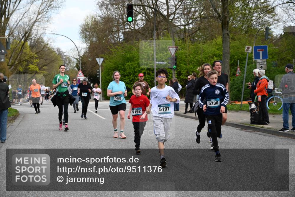 12.04.2026 - 45. Internationalen Wilhelmsburger Insellauf J. Mangold http://msf.ph/oto/9511376 12.04.2026 13:02:46 Ziel 5175, 3510, 4618, 4617, 4990, 3170, 4719, 4854, 3761, 4253, 5022, 4239, 3618, 3784, 5329, 5330, 4099, 4576, 4100, 2023, 5091, 5072, 5061, 4858, 5730, 4760, 5197, 5077, 5151, 4805, 4797, 4123, 4650, 5162, 4816, 3454, 3062, 4523, 2704, 4413, 5428, 2938, 5116, 4267, 2939, 5138, 3489, 5683, 5436, 3313, 5470, 4743, 4323, 3962, 3652 meine-sportfotos.de