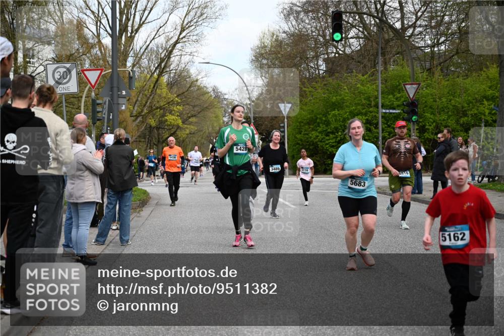 12.04.2026 - 45. Internationalen Wilhelmsburger Insellauf J. Mangold http://msf.ph/oto/9511382 12.04.2026 13:02:47 Ziel 3510, 4618, 4617, 4990, 3170, 4719, 4854, 3761, 4253, 5022, 4239, 3618, 3784, 5329, 5330, 4099, 4576, 4100, 2023, 5091, 5072, 5061, 4858, 5730, 4760, 5197, 5077, 5151, 4805, 4797, 4123, 4650, 5162, 4816, 3454, 3062, 4523, 2704, 4413, 5428, 2938, 5116, 4267, 2939, 5138, 3489, 5683, 5683, 5436, 3313, 5470, 4743, 4323, 3962, 3652 meine-sportfotos.de