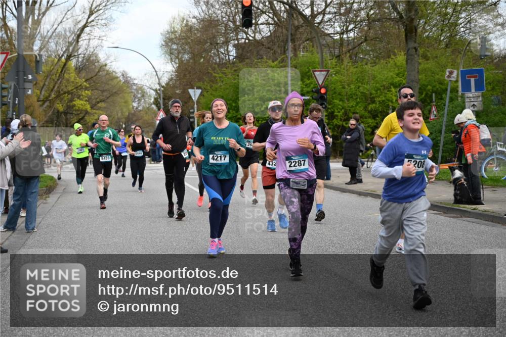 12.04.2026 - 45. Internationalen Wilhelmsburger Insellauf J. Mangold http://msf.ph/oto/9511514 12.04.2026 13:03:14 Ziel 3454, 3062, 4523, 2704, 4413, 5428, 2938, 5116, 4267, 2939, 5138, 3489, 5683, 5436, 3313, 5470, 4743, 4323, 3962, 3652, 2642, 4780, 4780, 5063, 2508, 5200, 5208, 4842, 2287, 4843, 4526, 5475, 2007, 3523, 4217, 5433, 5430, 5105, 2580, 2412, 2580, 2412, 5448, 5150, 5668, 5198, 4372, 3737, 3736, 4373, 3883, 5662, 5252, 4032, 4345 meine-sportfotos.de